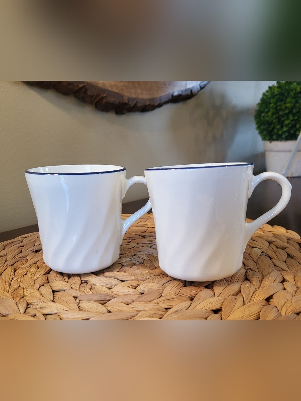 Set of 2 Vtg Corning Corelle Enhancements Swirl Coffee Tea Cups Mugs White Blue
